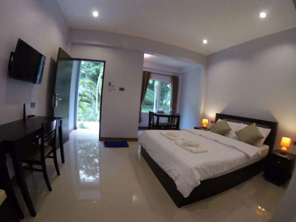 Saiyuan Garden Resort Rawai Exterior photo